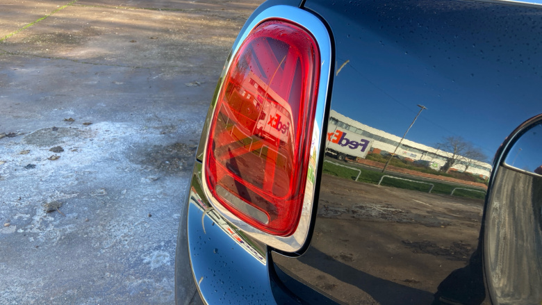 MINI Hatchback 1.5 Cooper Classic II 3dr Petrol Hatchback